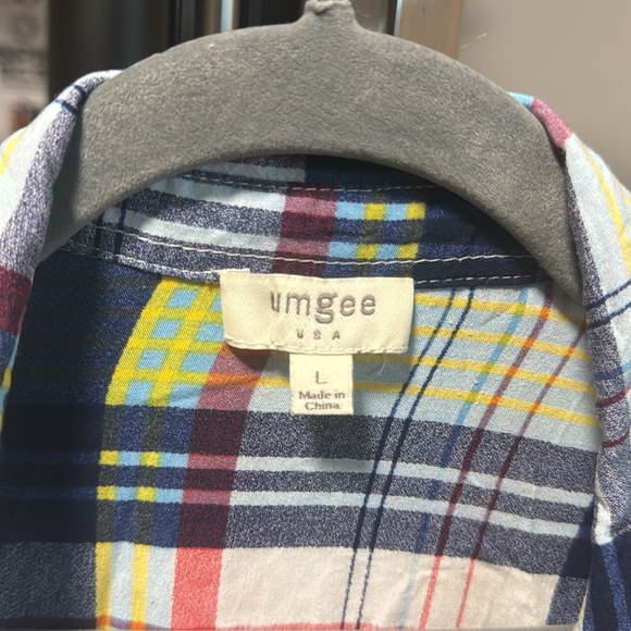 Umgee button up shirt size large with lace trim - Picture 4 of 6